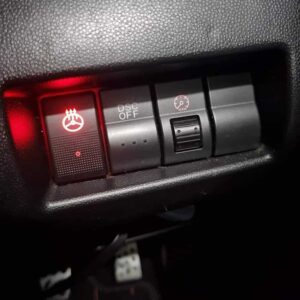 Mazda 3, Axela Dashboard Switches